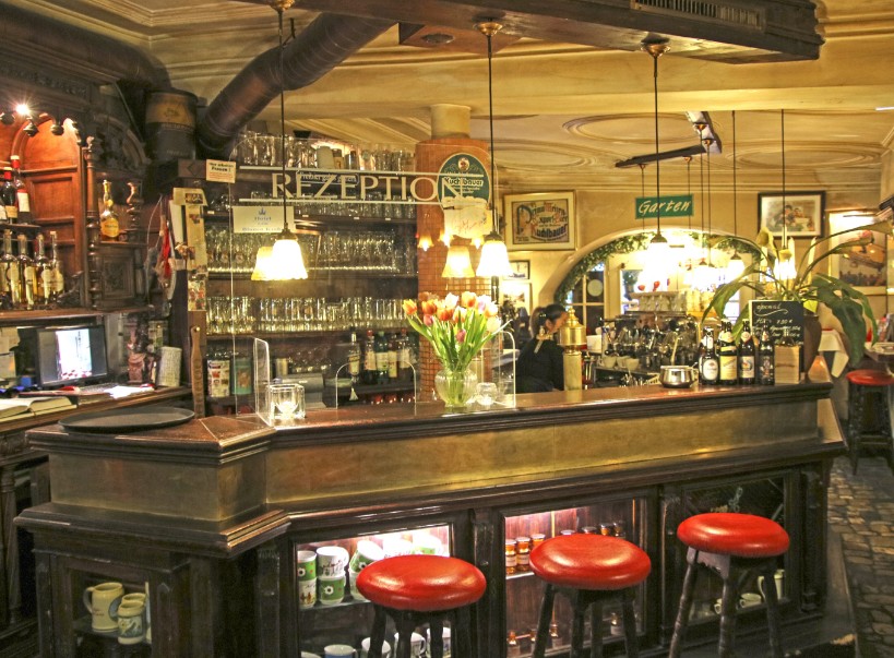 Restaurant Dicker Mann