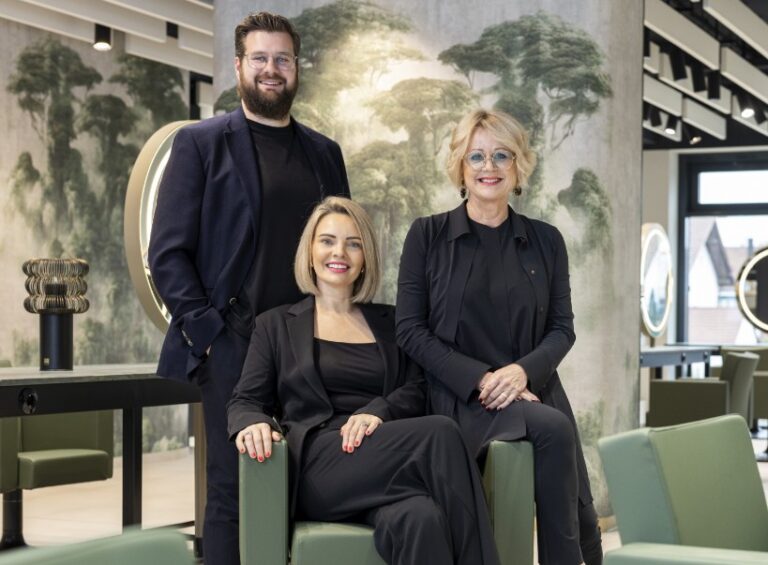 Hair & beauty experts Stolze